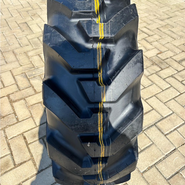 PNEU 12.5/80-18 OTR 12PR TL DX JK - Pneutek Pneus