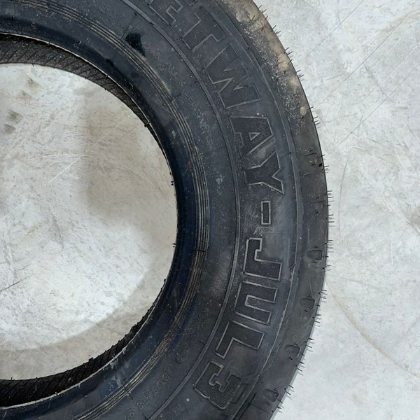 Pneu 215/75R17.5 14PR Jetway JUL3 JK Tyre - Pneutek Pneus