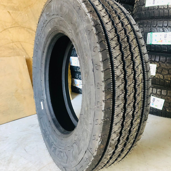 ユッキー Pneu 215/75R17.5 14PR Jetway JUL3 JK Tyre - Pneutek Pneus